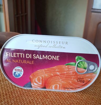 Salmone al naturale