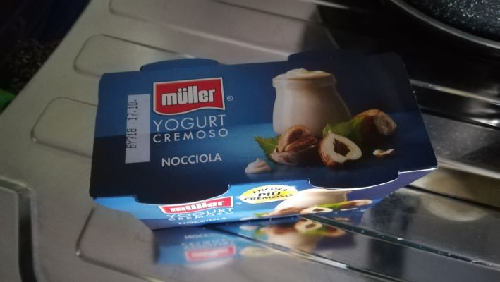 Yogurt cremoso alla nocciola