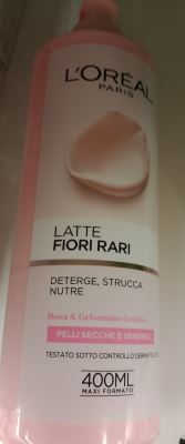 Latte fiori chiari