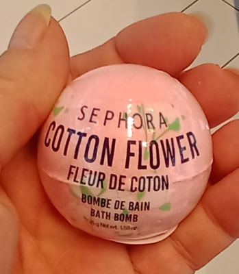 Fleur de coton bath bomb 