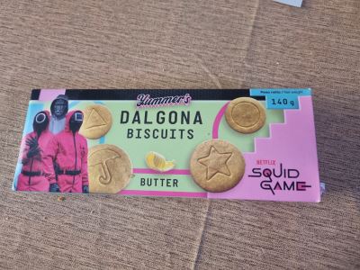 Dalgona biscuits