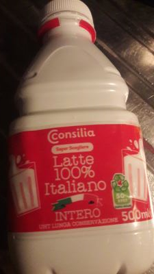 Latte intero 100% italiano