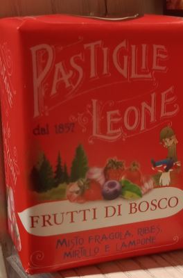 Pastiglie Leone frutti di bosco