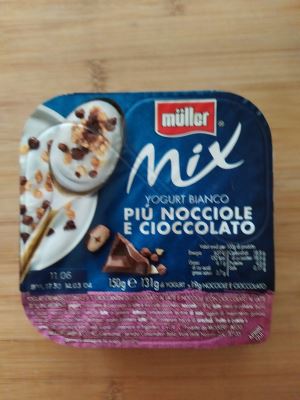 Muller Mix Bianco più nocciole e cioccolato