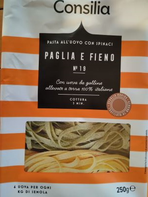 Pasta paglia e fieno