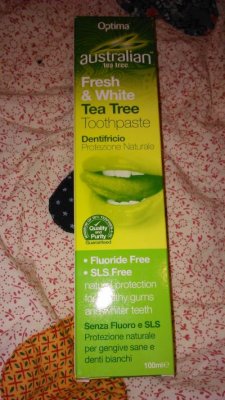 Tea tree dentifricio 