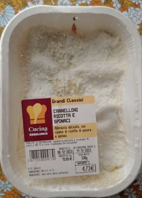 Cannelloni ricotta di pecora e spinaci 