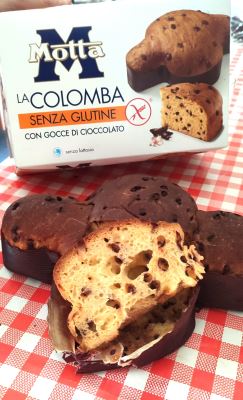 Colomba senza glutine con gocce di cioccolato 