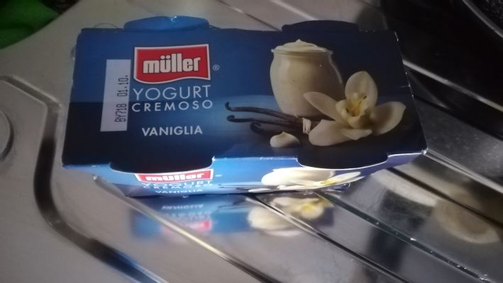 Yogurt cremoso alla vaniglia