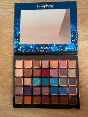 All Stars eyeshadow palette 