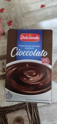 Preparato per bevanda al gusto di cioccolato 