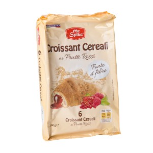 Croissant ai cereali con frutti rossi