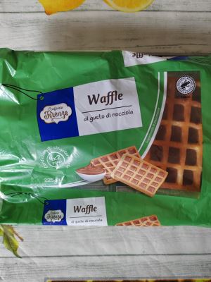 WAFFLE gusto di nocciola 