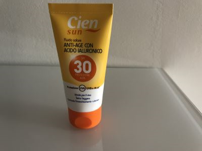 Fluido solare anti-age con acido ialuronico