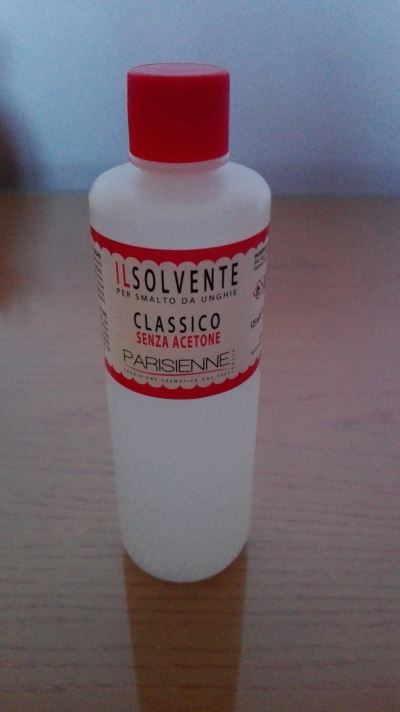 Il solvente - classico senza acetone