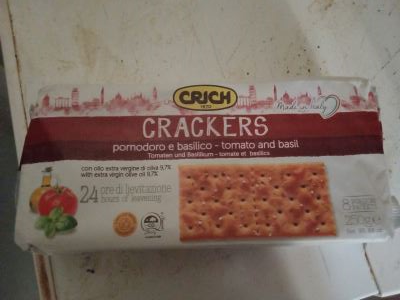 Crackers pomodoro e basilico