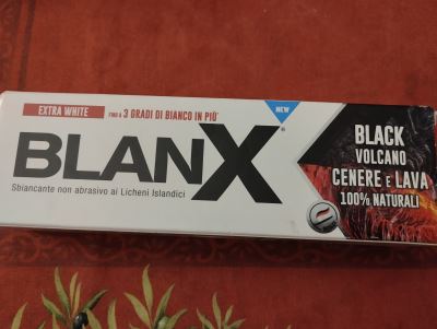 Dentifricio black cenere e lava