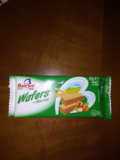 Wafers alla nocciola