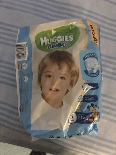 Huggies bimbo