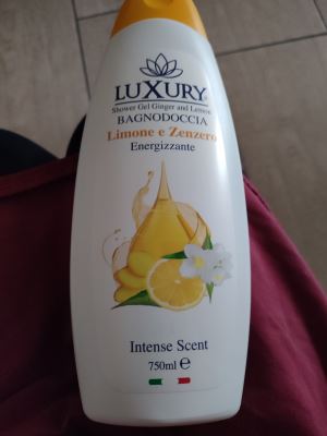 Bagnodoccia energizzante limone e zenzero 