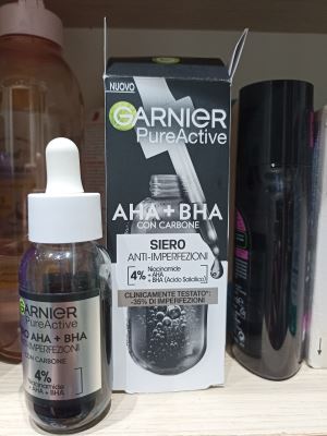 Garnier Pureactive siero AHA + BHA