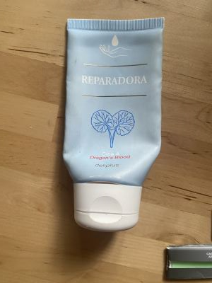 Crema mani reparadora