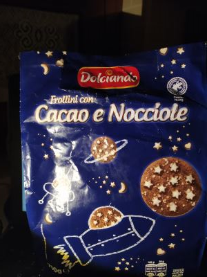 Frollini con cacao e nocciole