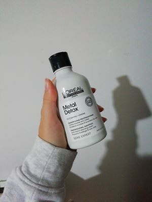 Shampoo L'Oréal metal detox