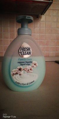 Sapone liquido family care - latte e fiori di cotone