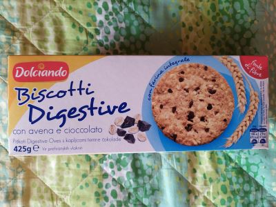Biscotti digestive con avena e cioccolato