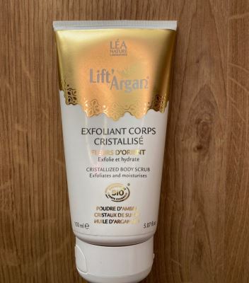 Lift Argan body scrub