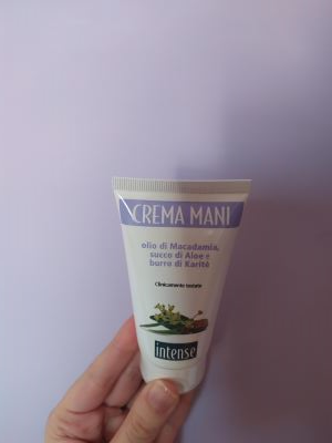 Crema Mani