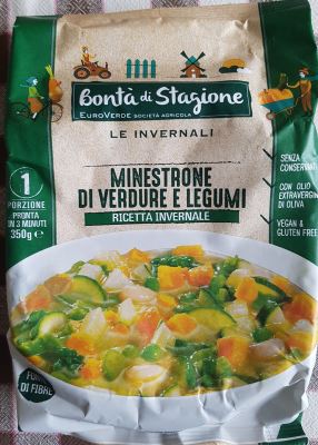 Minestrone di verdure e legumi