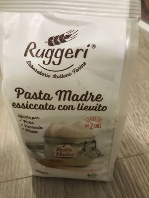 Pasta madre essicata con lievito