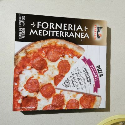 Pizza piccante Forneria Mediterranea 