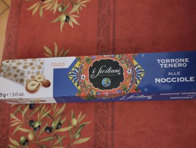 Torrone tenero alle nocciole 