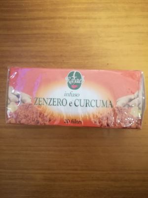 Infuso di zenzero e curcuma 