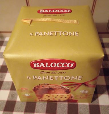 Panettone con uvetta e canditi 