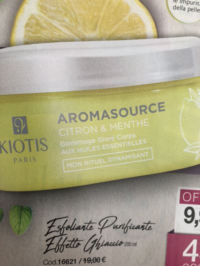 Aroma source 