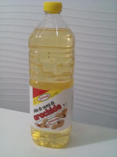 Olio di arachidi 