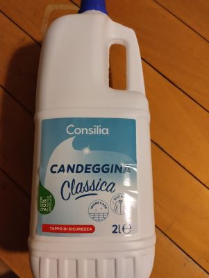 Candeggina classica 