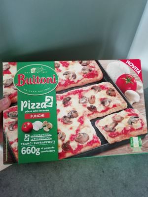 Pizza con funghi a trancio 