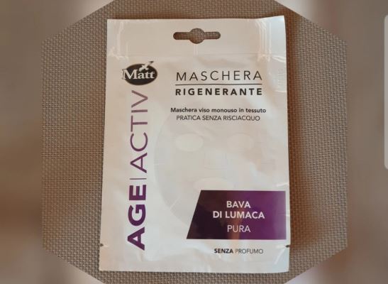 Maschera in tessuto rigenerante con Bava di Lumaca Pura 