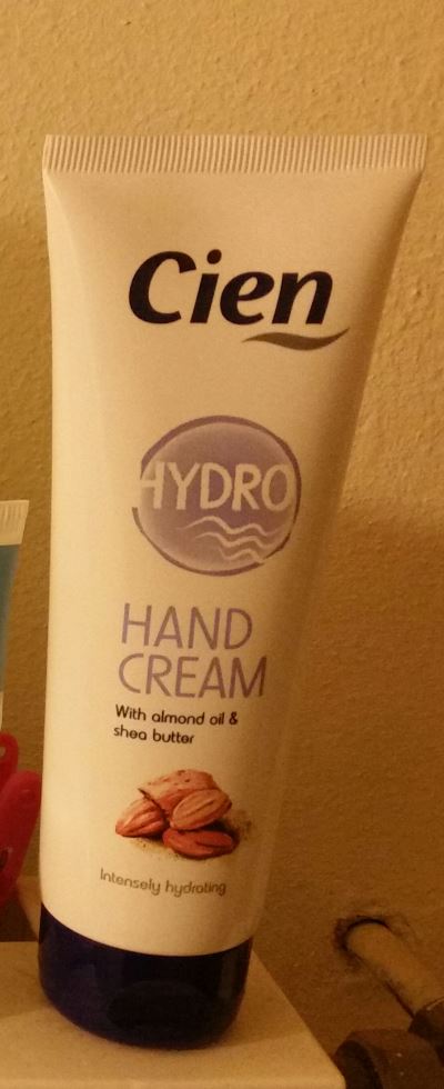 HYDRO AND CREAM