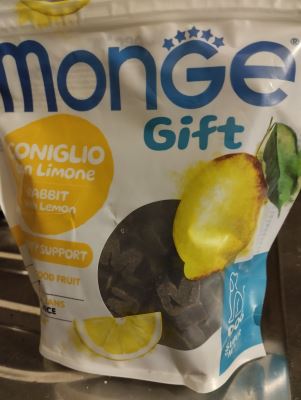 Premi per cane al gusto di coniglio e limone