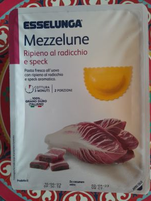  Mezzelune radicchio e speck