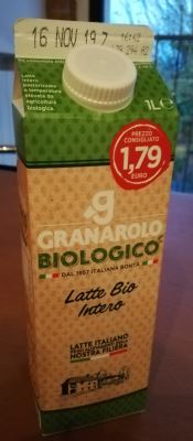 Latte bio intero