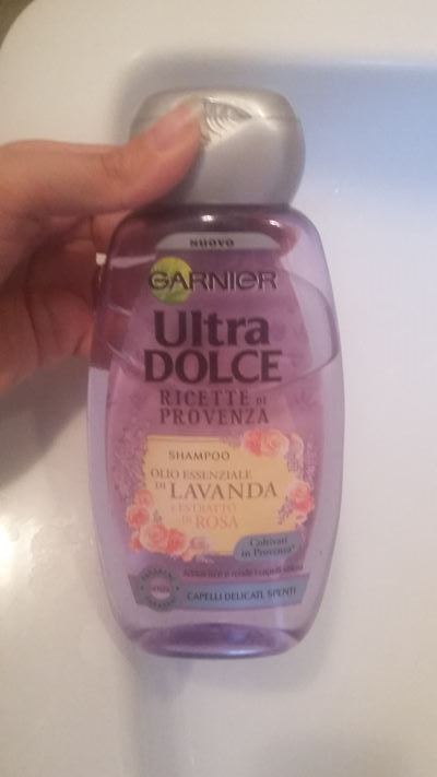 Shampoo Ultra dolce all' olio essenziale di lavanda 
