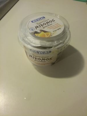 Yogurt greco Mikonos arancia con cioccolato fondente 