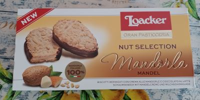 Nut Selection Mandorla